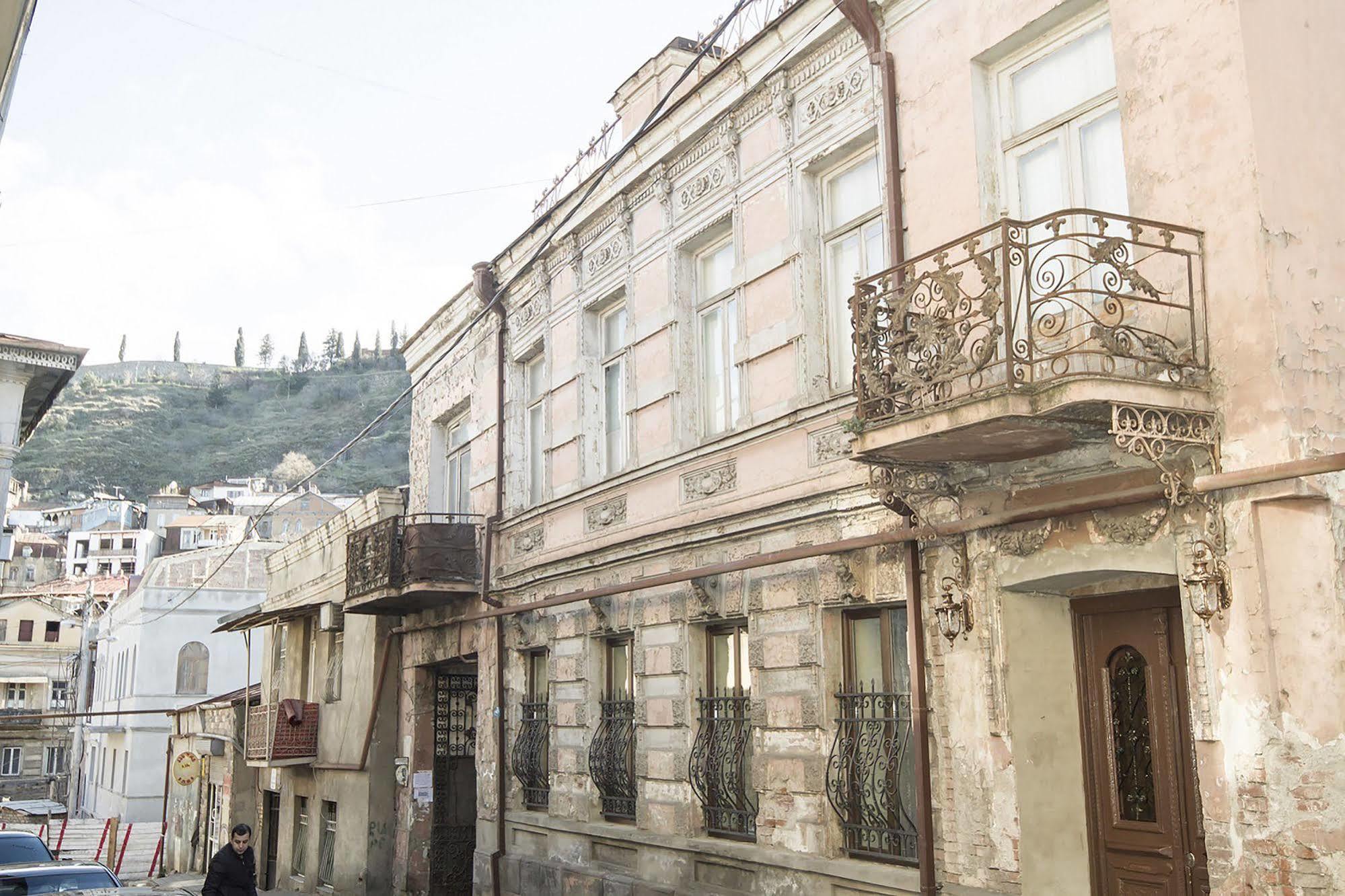 Tbilisi Core Aquarius Exterior photo